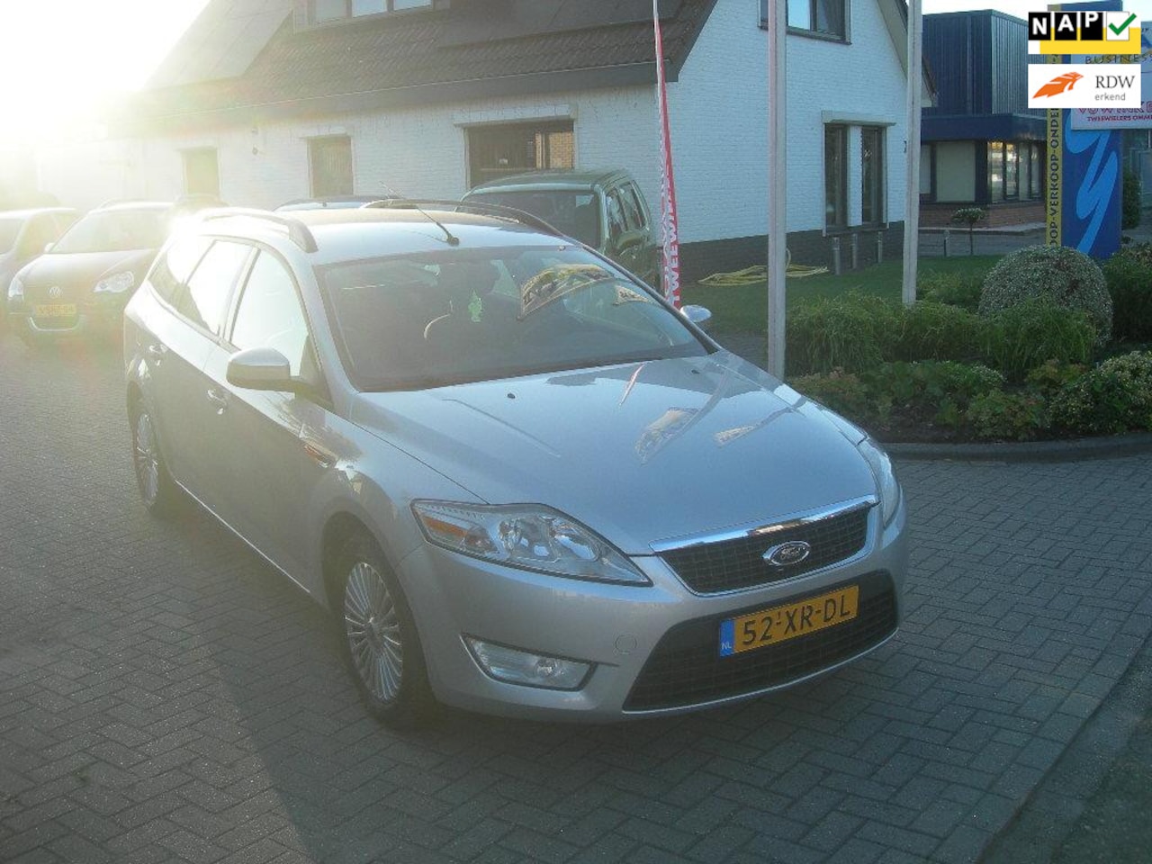 Ford Mondeo Wagon - 2.0-16V Trend 2.0-16V Trend - AutoWereld.nl