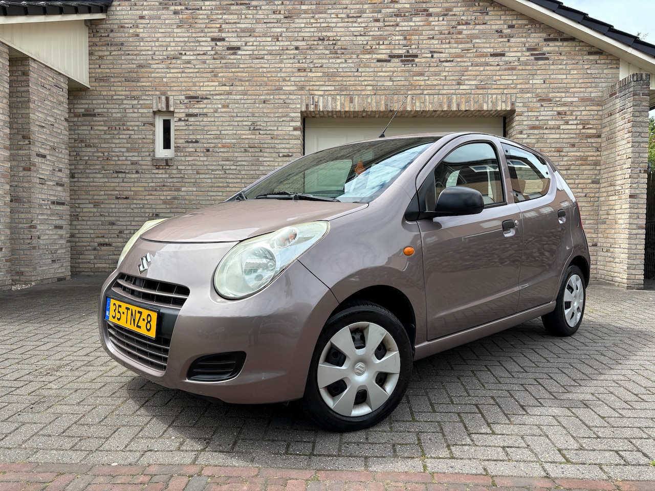 Suzuki Alto - 1.0 Comfort Plus / Airco / Nieuwe APK - AutoWereld.nl