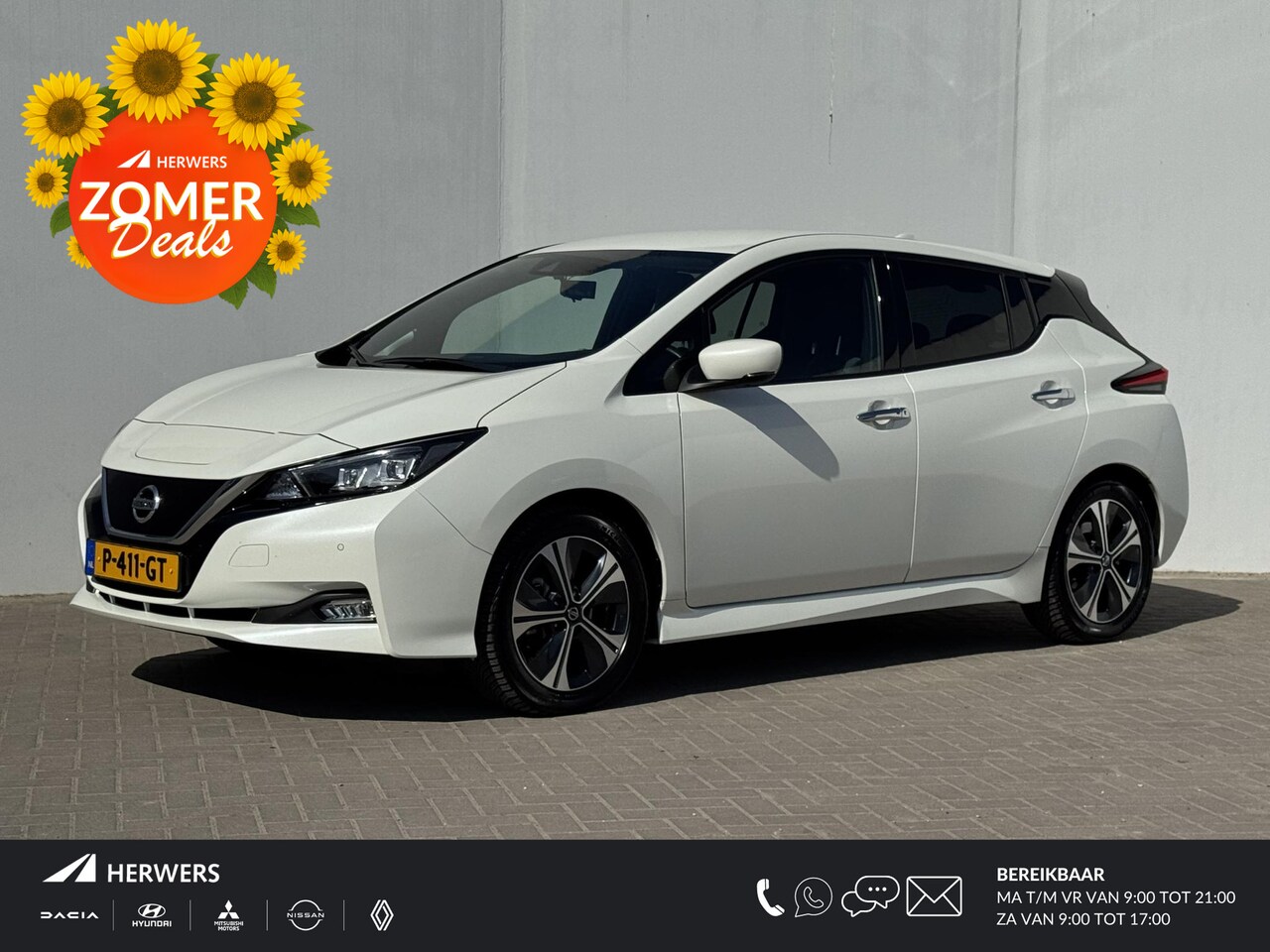 Nissan LEAF - Tekna 40 kWh / SOH 93,21% / Stoelverwarming voor en achter / Adaptieve cruise control / 36 - AutoWereld.nl