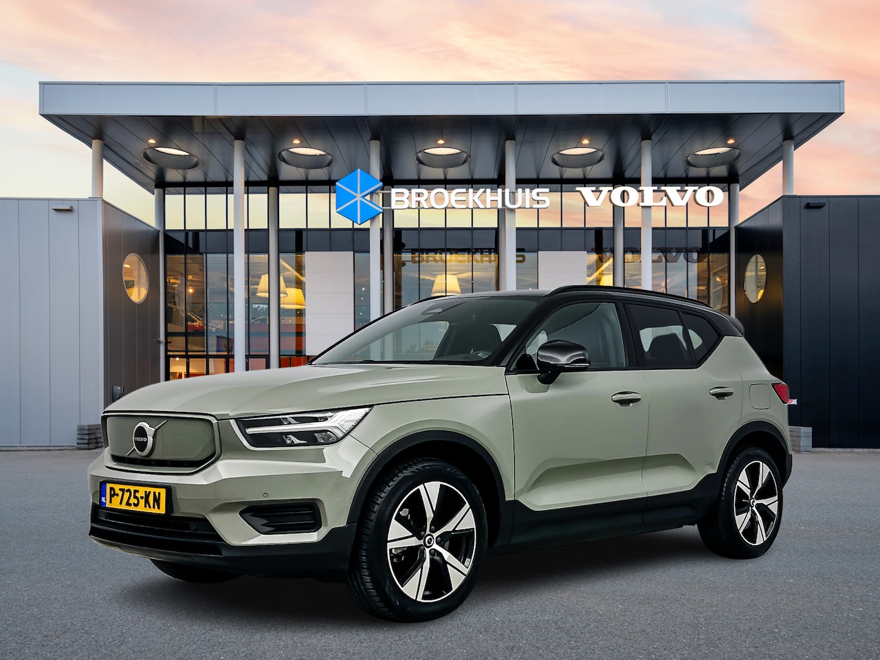 Volvo XC40 - Recharge Plus | Leder/Nubuck | Trekhaak | Getint glas | Adaptieve cruise | BLIS | Keyless - AutoWereld.nl
