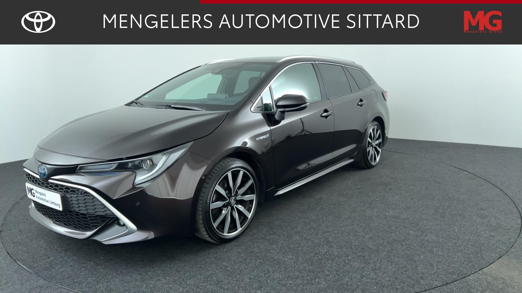 Toyota Corolla Touring Sports - 2.0 Hybrid Premiun | Full options - AutoWereld.nl