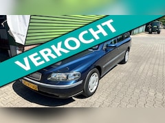 Volvo V70 - 2.4