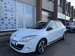 Renault Mégane Estate - 1.4 TCe Bose Schuifdak Cruise Navi Sportvelg Trekhaak Keyless