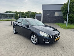 Volvo S60 - 2.4 D5 Summum