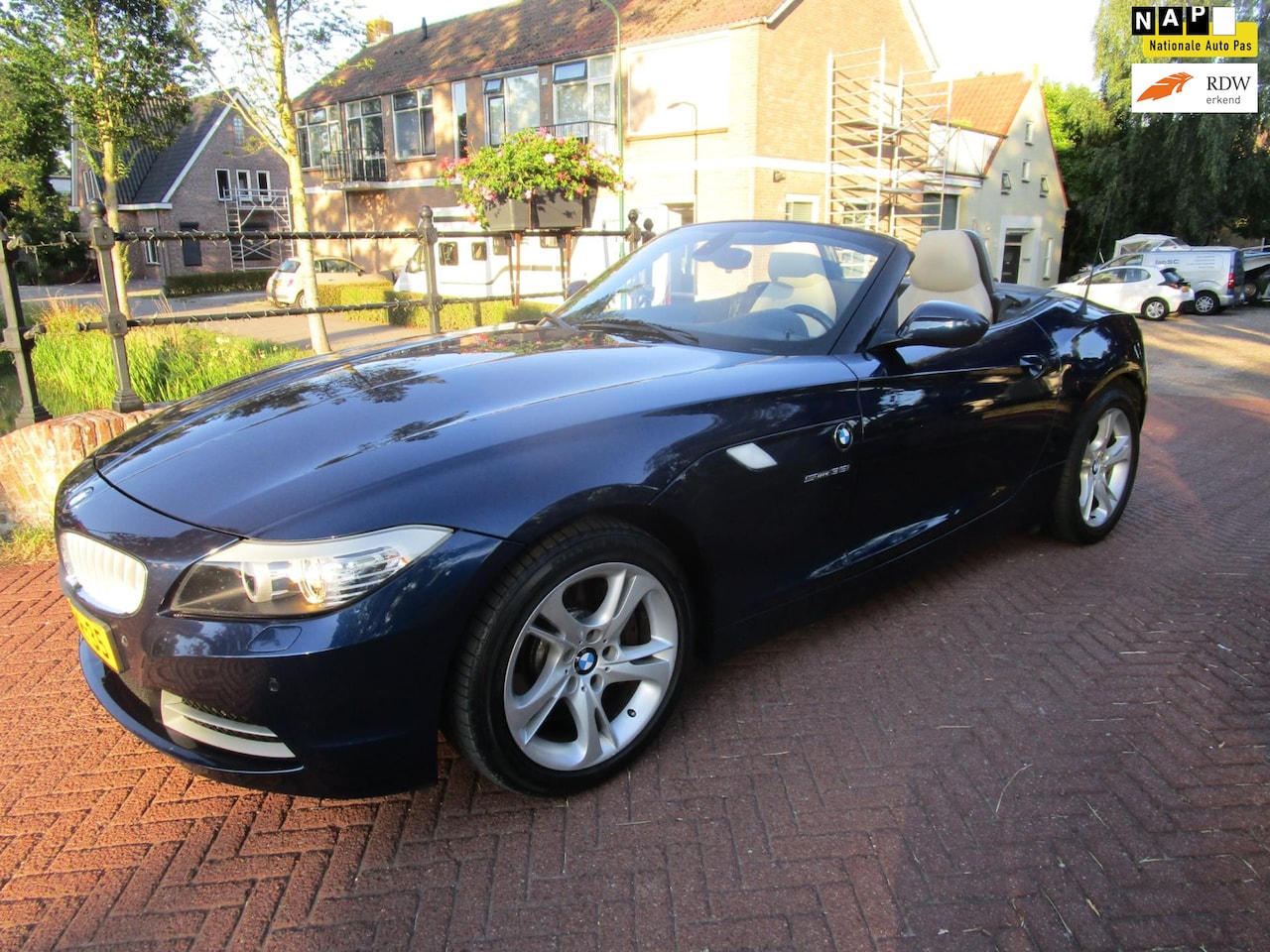 BMW Z4 Roadster - SDrive 35i automaat leer,navi, nieuwstaat - AutoWereld.nl