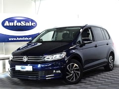 Volkswagen Touran - 1.5 TSI DSG Highline 7p 1eEIG ACC CARPLAY DAB CAMERA '19