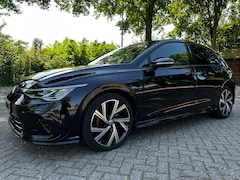 Volkswagen Golf - 1.5 eTSI R-Line Business