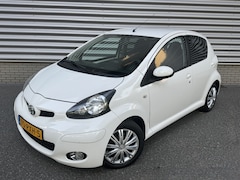 Toyota Aygo - 1.0-12V Wit Airco Navigatie NAP✅