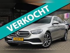 Mercedes-Benz E-klasse - 300 e Business Solution AMG/360°Camera/Sfeerverlichting/Head-Up/Trekhaak/