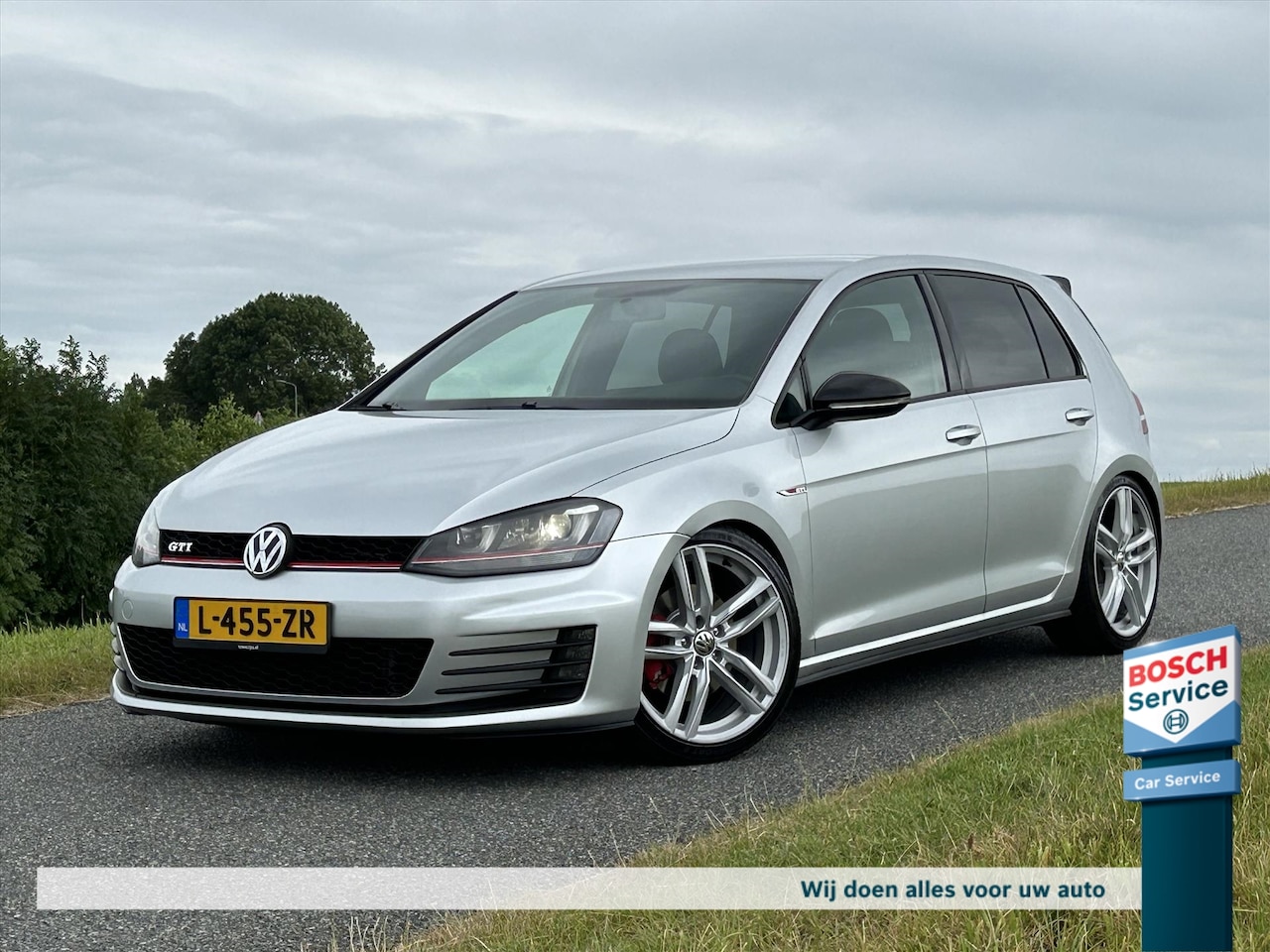 Volkswagen Golf - Volkswagen 2.0 TSI GTI performance 320pk! / akrapovic / eventurie / - AutoWereld.nl