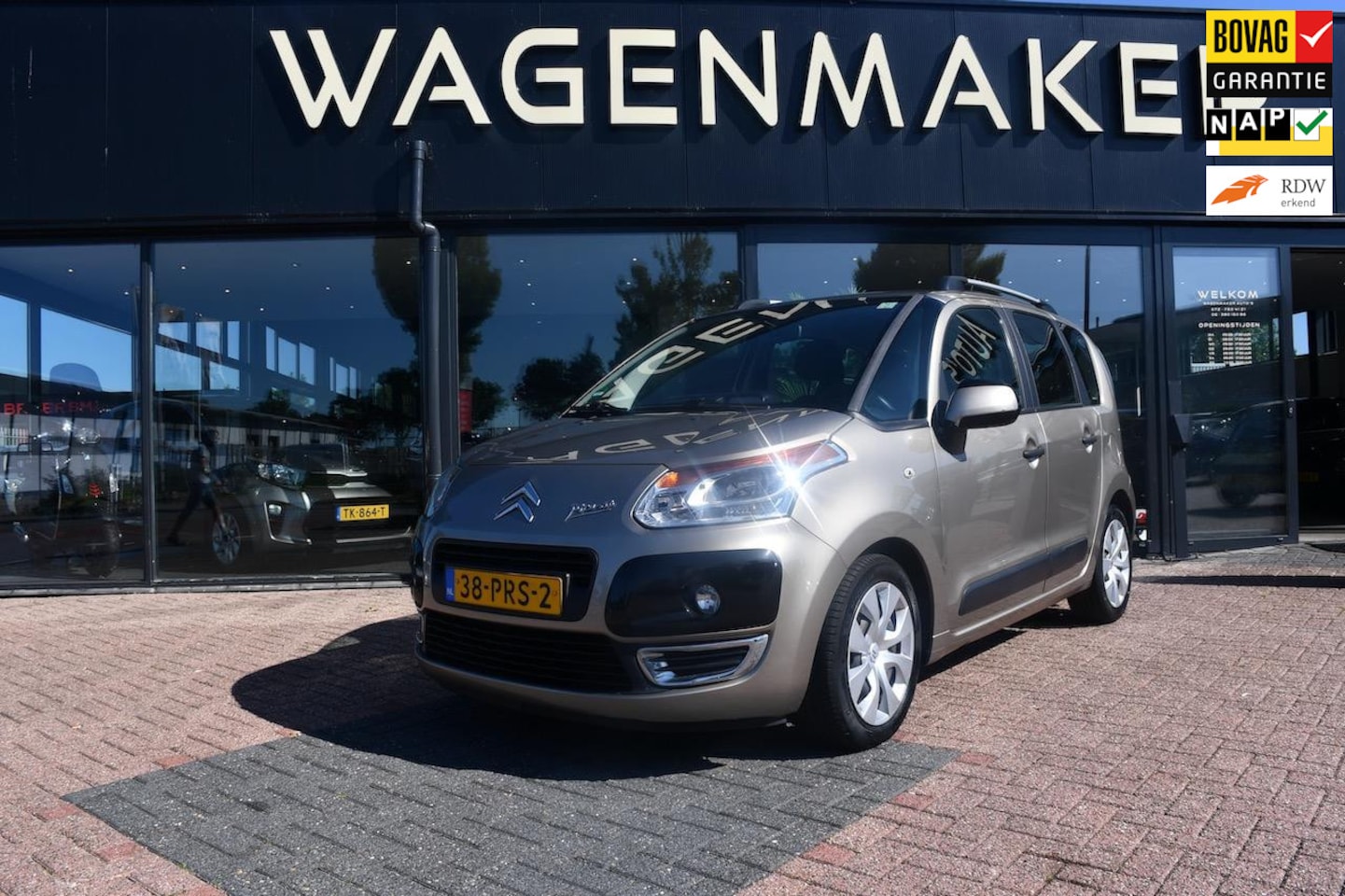 Citroën C3 Picasso - 1.6 VTi Aura Clima|Cruise|NAVI|Trekhaak - AutoWereld.nl
