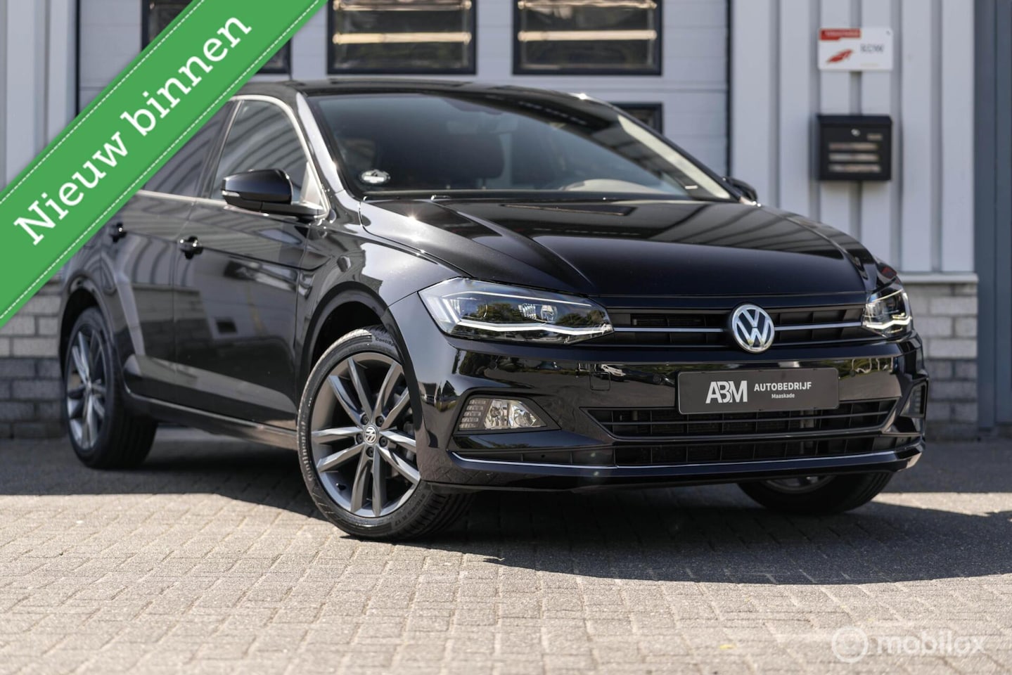 Volkswagen Polo - 1.0 TSI Highline DSG VIRTUAL LED ACC NAVI - AutoWereld.nl