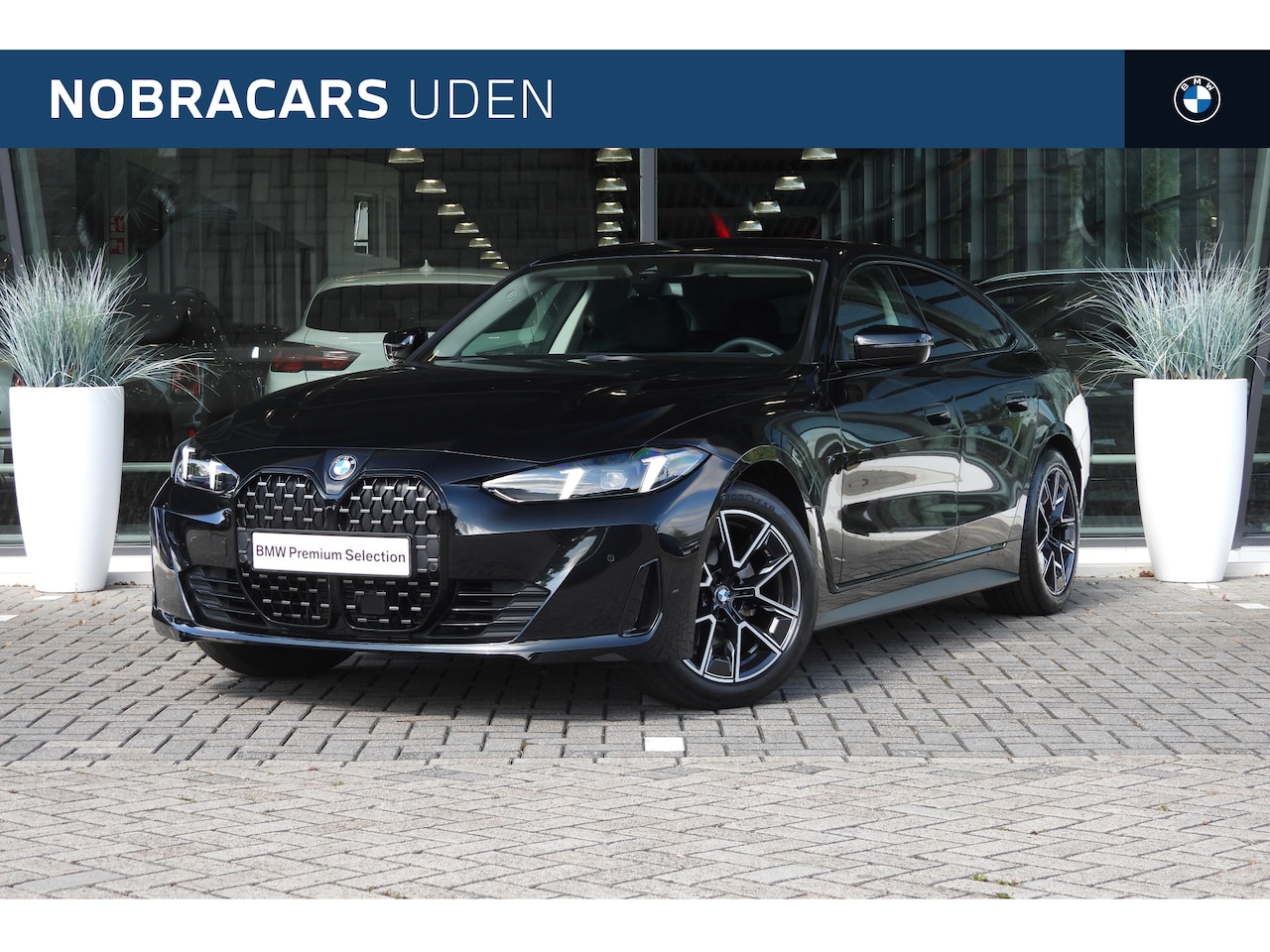 BMW 4-serie Gran Coupé - 420i High Executive M Sport Automaat / Stoelverwarming / Cruise Control / Parking Assistan - AutoWereld.nl