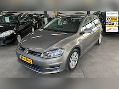 Volkswagen Golf - 1.0 TSI Comfortline navigatie clima cruise controle elektrische pakket parkeersensoren lm