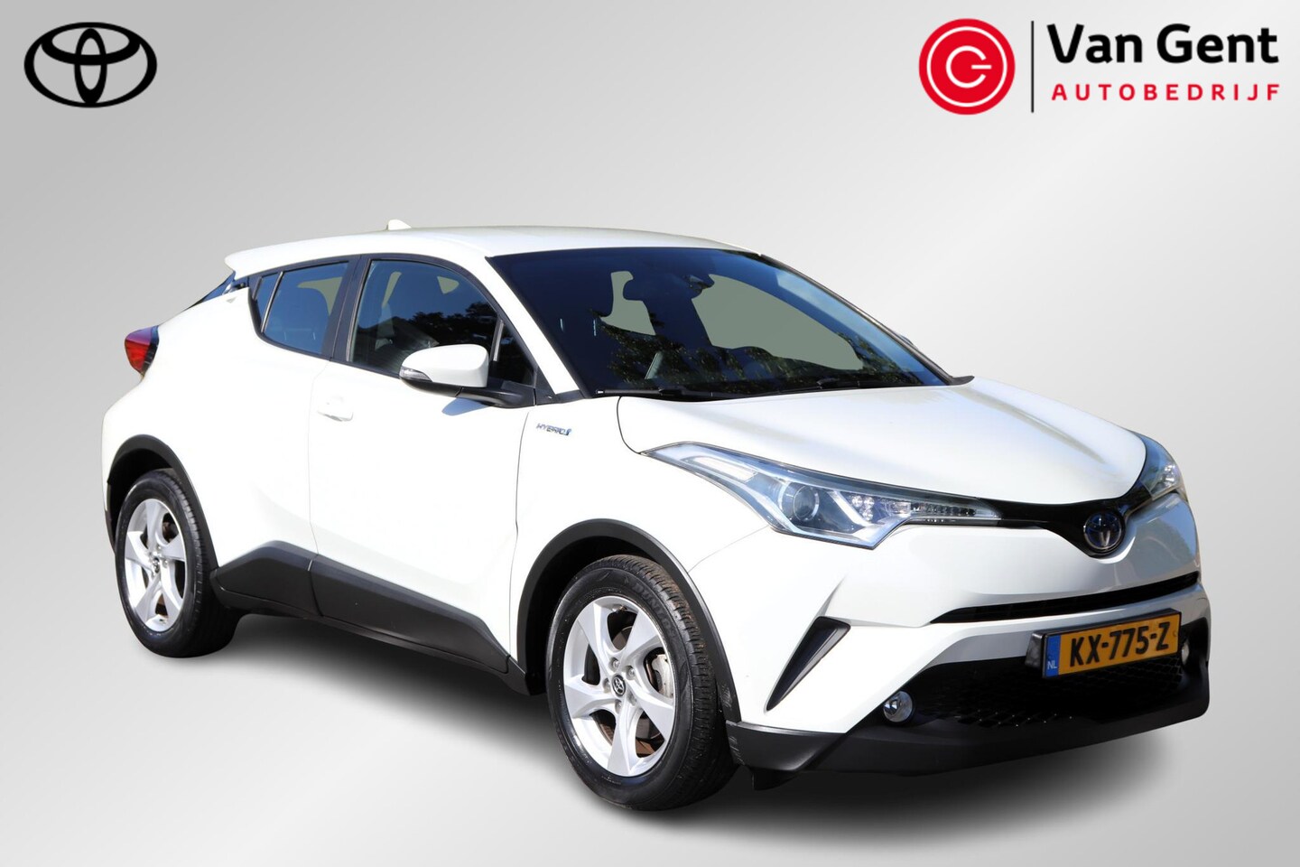 Toyota C-HR - 1.8 Hybrid Dynamic Trekhaak | Clima | Navi | Camera - AutoWereld.nl