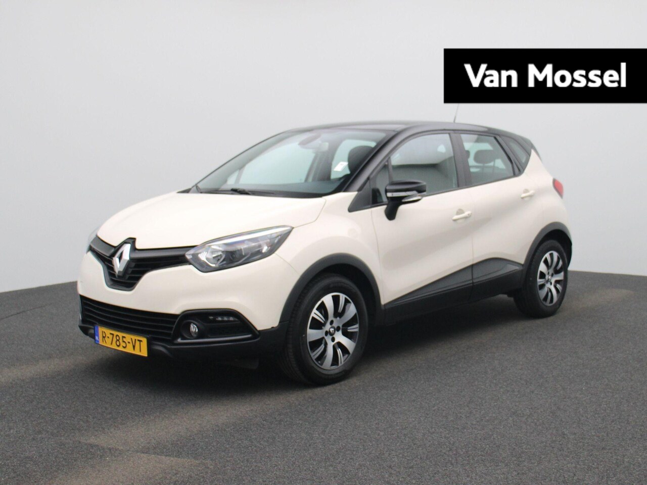 Renault Captur - 0.9 TCe Helly Hansen | Climate Control | Camera | Lichtmetalen Velgen | - AutoWereld.nl