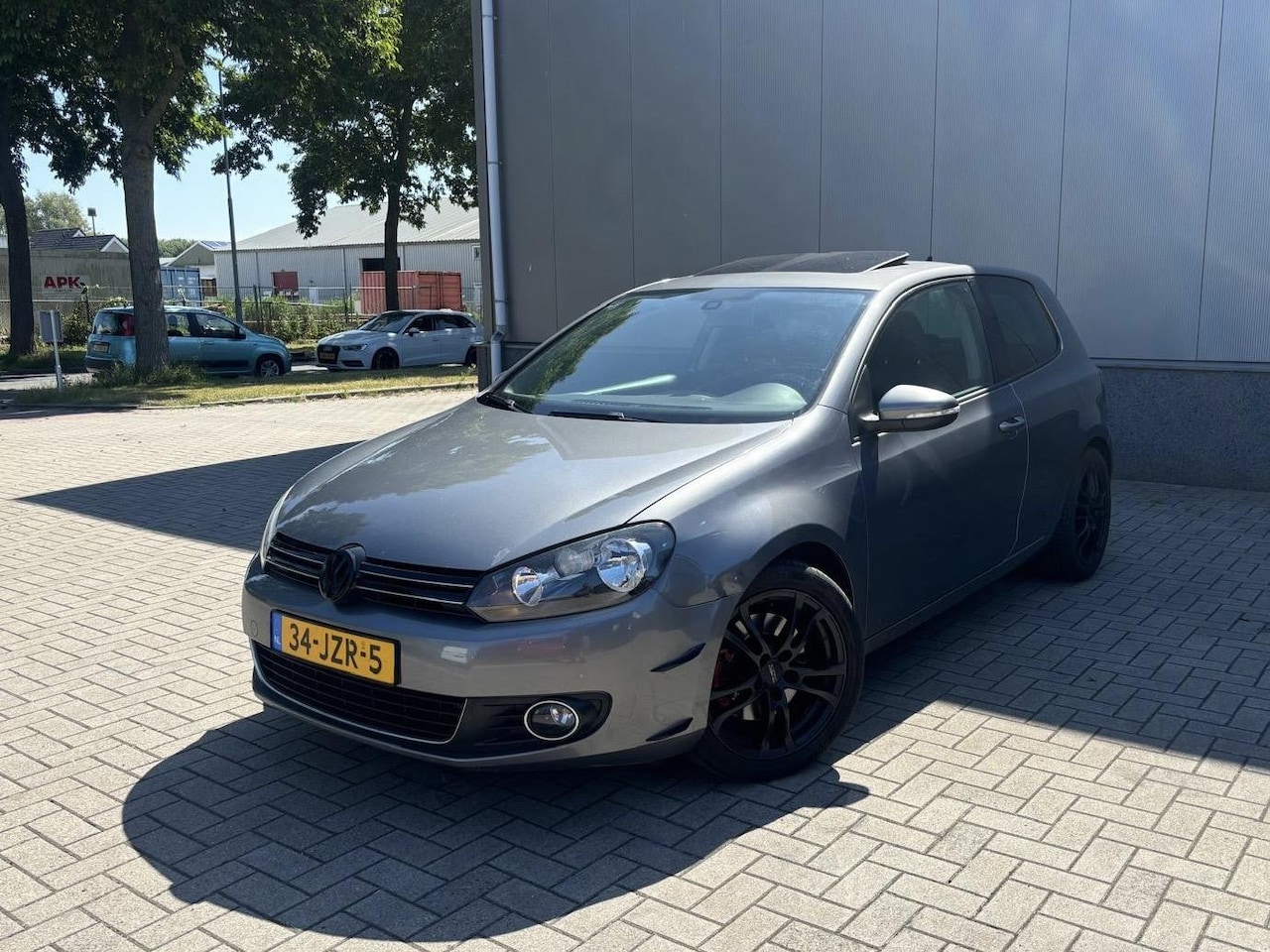 Volkswagen Golf - 1.4 TSI Highline Sportlook Jaar Apk - AutoWereld.nl