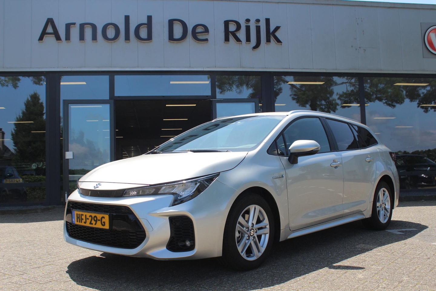 Suzuki Swace - 1.8 Hybrid Select 1.8 Hybrid Select - AutoWereld.nl