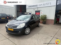 Renault Clio Estate - 1.2-16V Corporate
