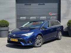 Toyota Avensis Touring Sports - 2.0 VVT-i Dynamic | Navigatie | Camera | Cruise Control | Lane Assist | Trekhaak |