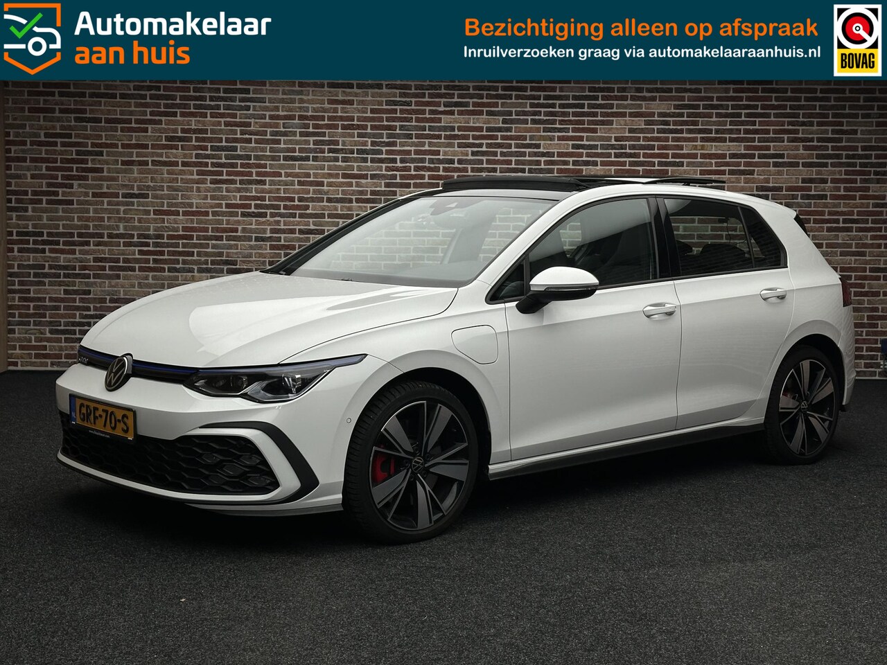 Volkswagen Golf - 1.4 eHybrid GTE | PANO| Trekhaak| Digitaal dash| IQ Light | Travel Assist - AutoWereld.nl