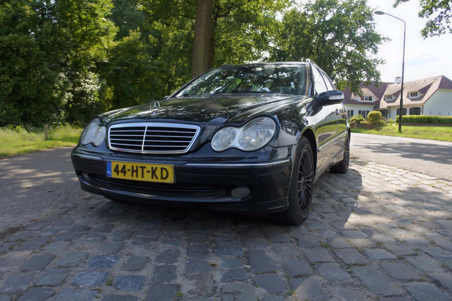 Mercedes-Benz C-klasse Combi - 200 K. Elegance leer automaat apk 11-8-2025 , 294 dkm - AutoWereld.nl