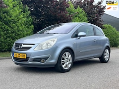 Opel Corsa - 1.2-16V Cosmo Cruise*Clima*NAP*Trekhaak*LM velgen*Half leder