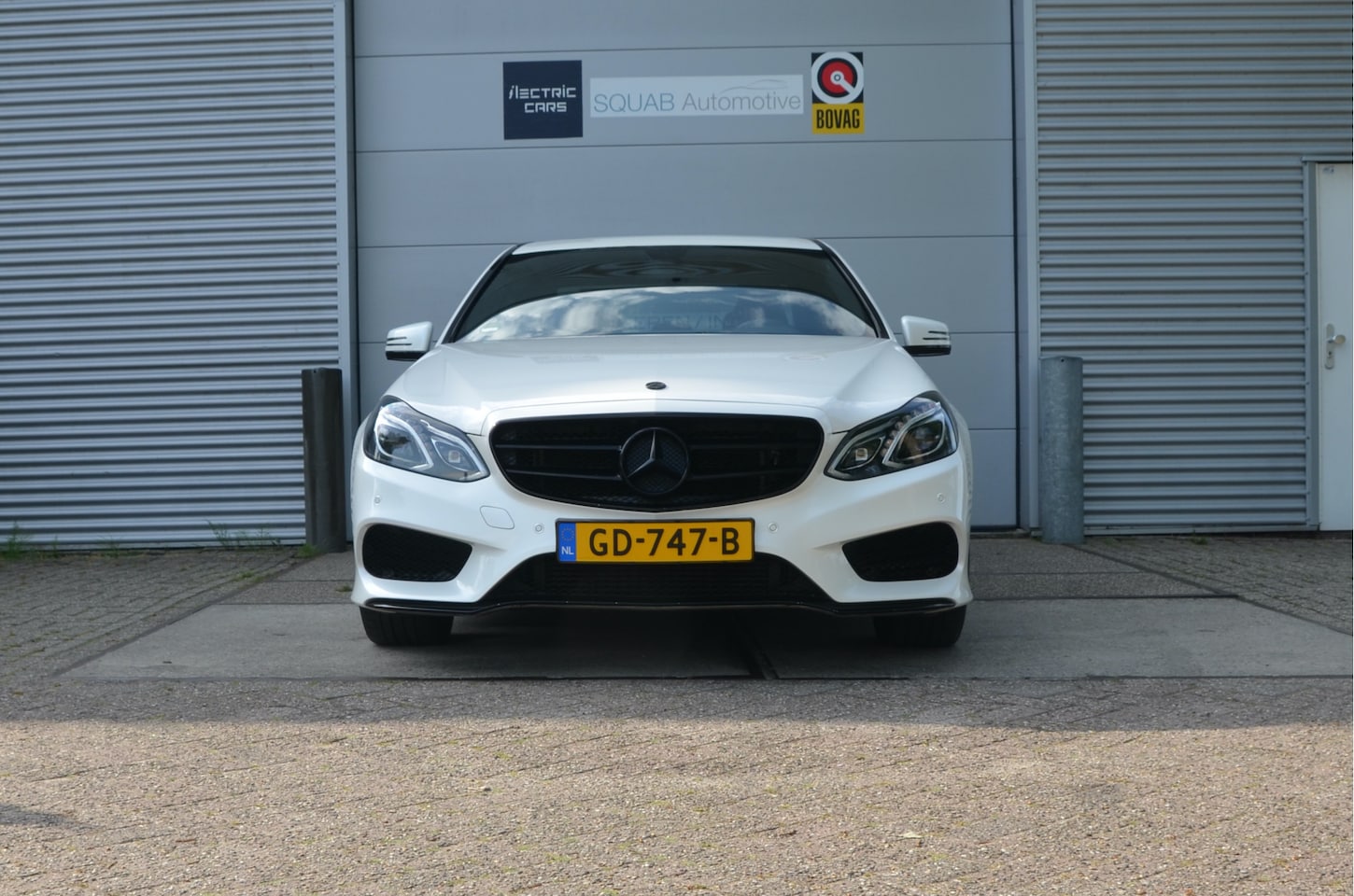 Mercedes-Benz E-klasse - 300 BlueTEC HYBRID AMG-styling - AutoWereld.nl