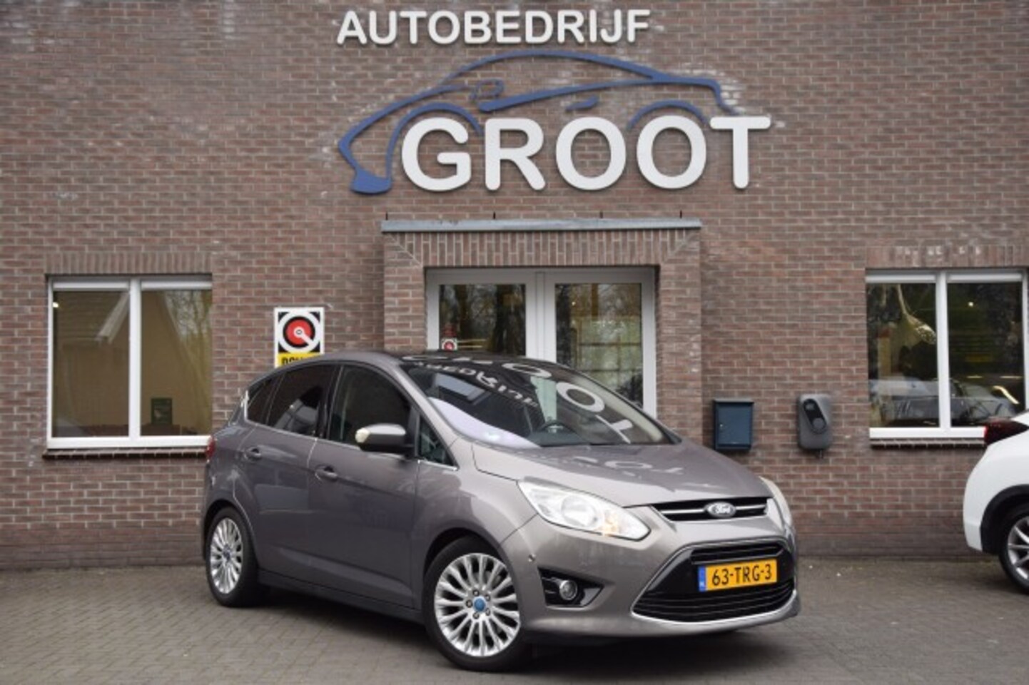 Ford C-Max - 1.6 ECO. 150PK! TITANIUM/ TREKHAAK/VOORRUITVERW. /CRUISE - AutoWereld.nl