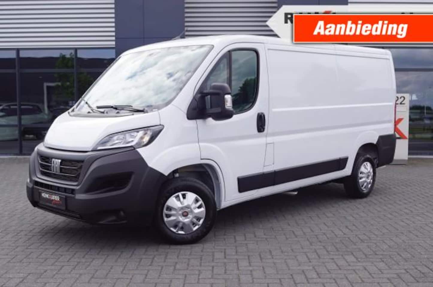 Fiat Ducato - 2.2 JTD  L2H1 /140pk /PDC / Camera /Trekhaak/App-Connect - AutoWereld.nl