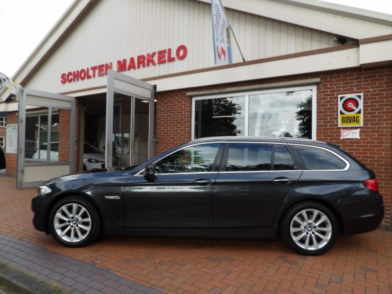 BMW 5-serie Touring - 520i High Executive TOURING - AutoWereld.nl
