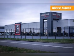 Volkswagen Touran - 1.5 TSI DSG R-Line / 7Pers./Panodak /ACC/Side-assist / El. A-Kle