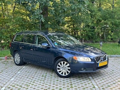 Volvo V70 - 1.6 T4 Limited Edition Trekhaak