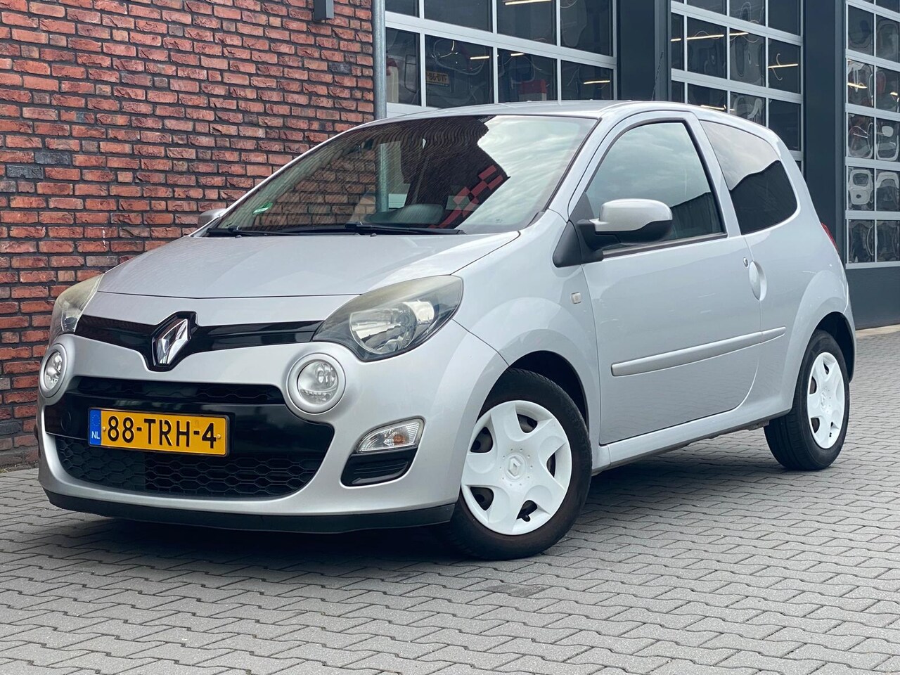 Renault Twingo - 1.2-16V Collection 1.2 16V Collection - AutoWereld.nl