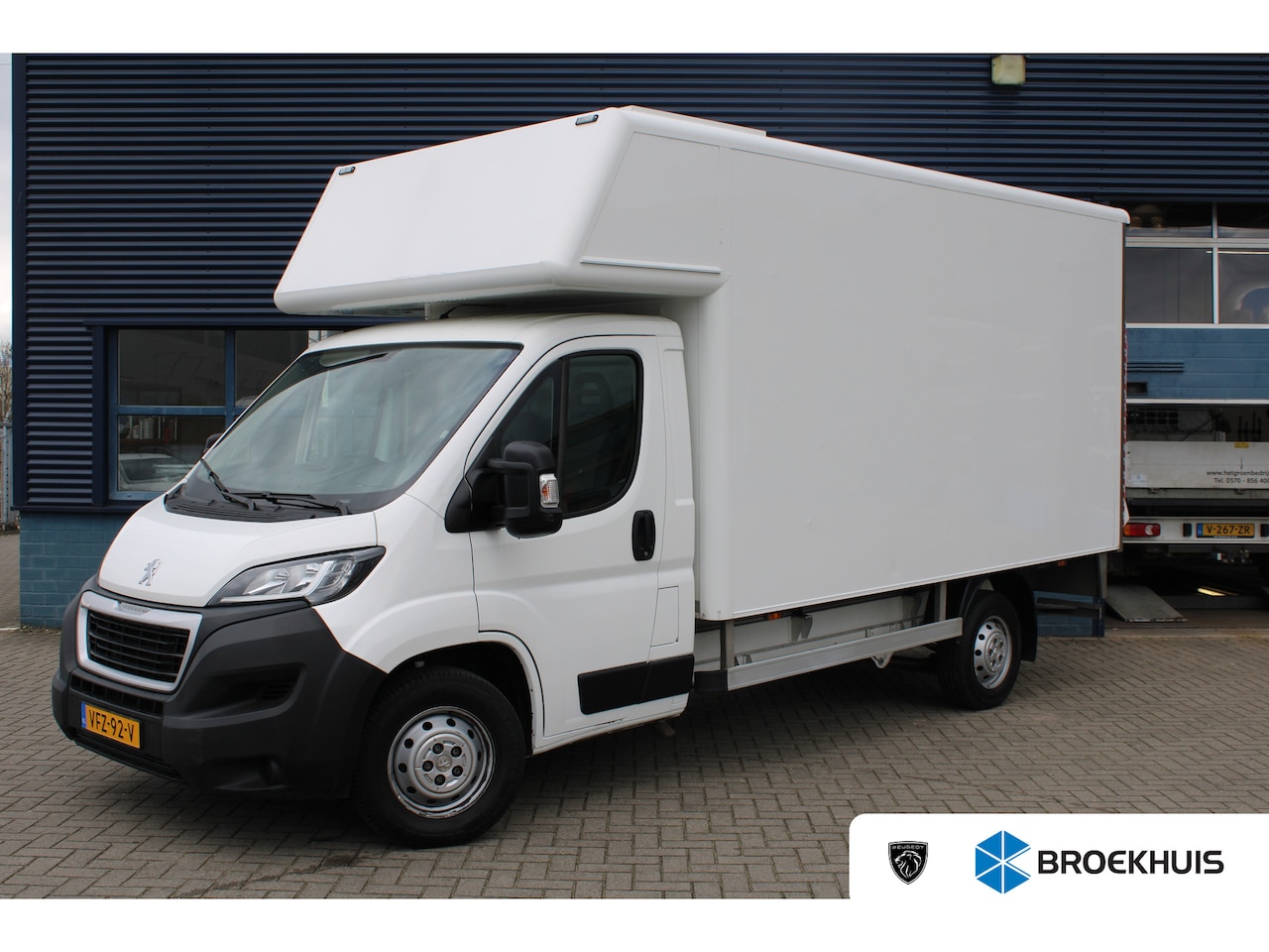 Peugeot Boxer - L3 435 2.2 BlueHDi 165PK - AutoWereld.nl