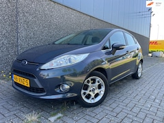 Ford Fiesta - 1.25 Titanium/Nieuwe APK en beurt