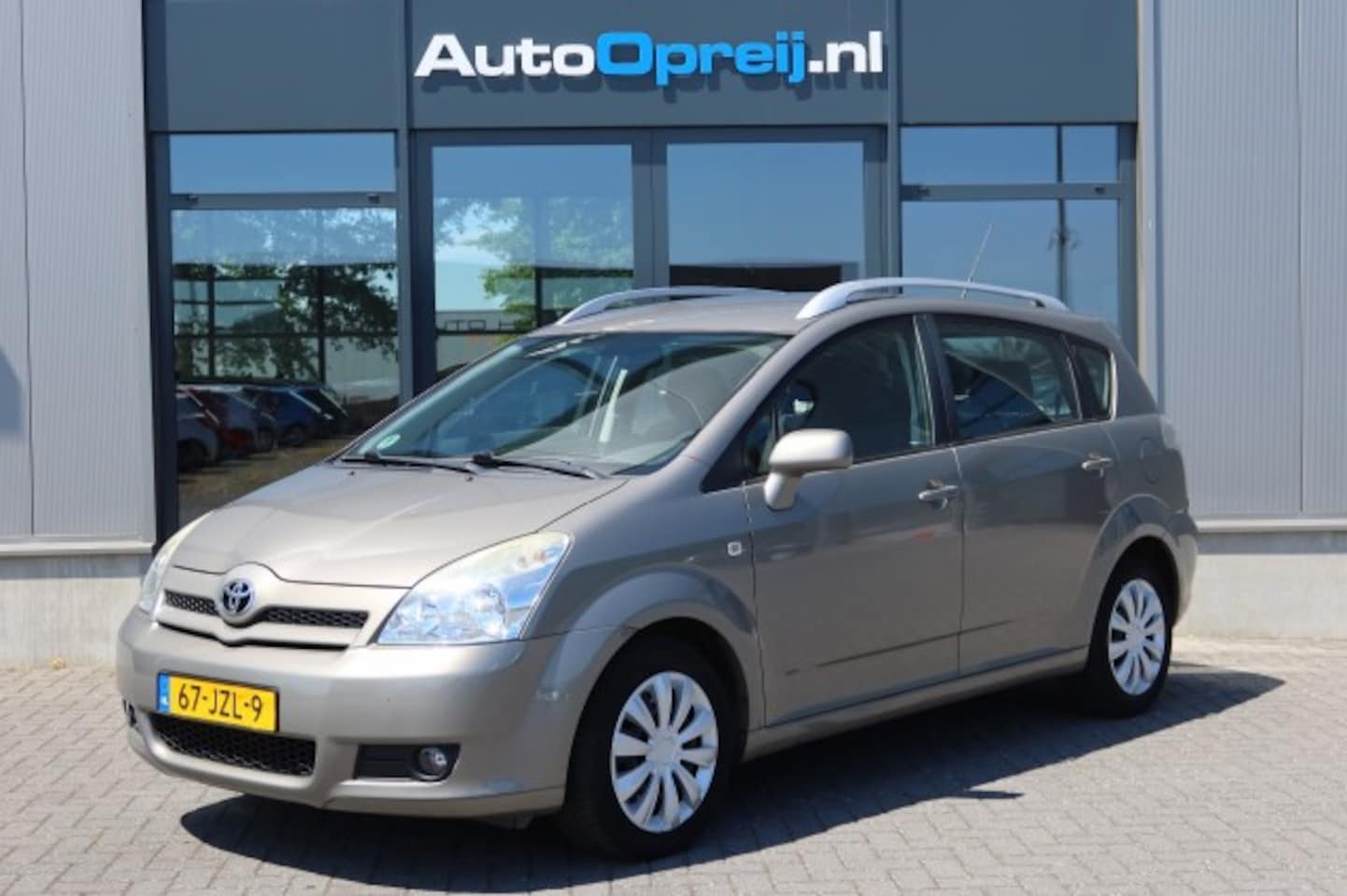Toyota Verso - 1.8 VVT-i AUTOMAAT 7 personen Terra Clima, Trekhaak, Cruise - AutoWereld.nl