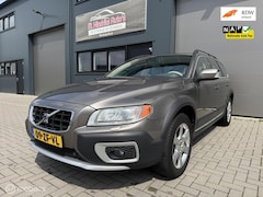 Volvo XC70 - 2.4 D5 Summum