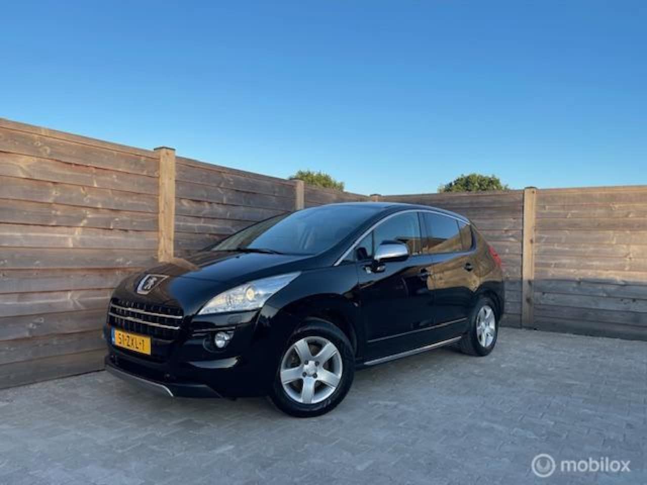 Peugeot 3008 - 2.0 HDiF HYbrid4 2.0 HDiF HYbrid4 - AutoWereld.nl