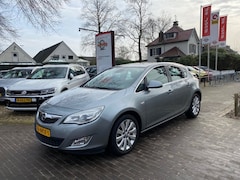 Opel Astra - 1.6 COSMO AUTOMAAT / NAVI / CRUISE CTR. / AFN. TREKHAAK
