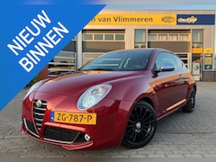 Alfa Romeo MiTo - 1.4 Distinctive | 17 inch Lichtmetalen Velgen | PDC |