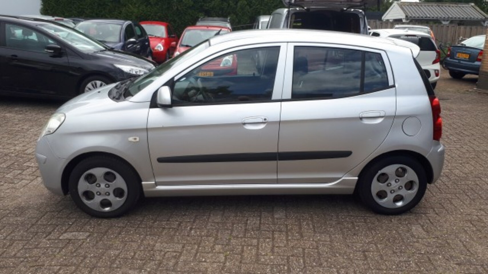 Kia Picanto - 1.0 Seven RADIO CD/AIRCO/ELEC RAMEN/CV/TREKHAAK/1E EIG.
