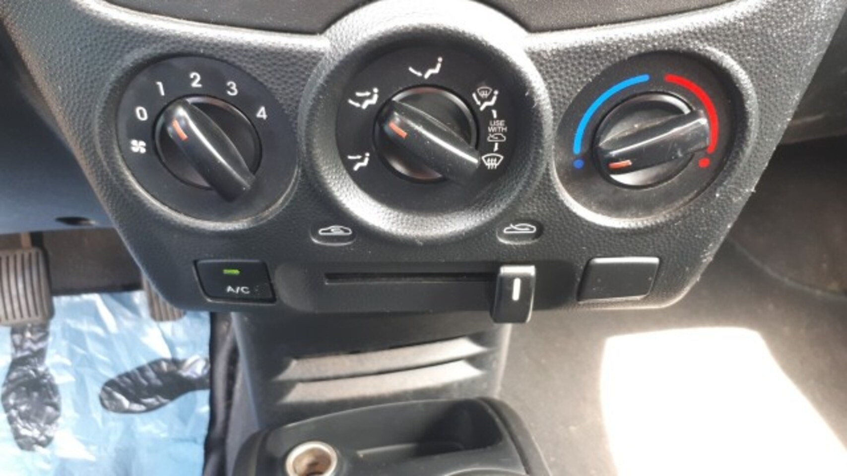 Kia Picanto - 1.0 Seven RADIO CD/AIRCO/ELEC RAMEN/CV/TREKHAAK/1E EIG.
