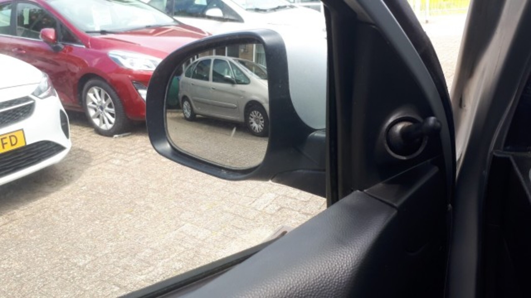 Kia Picanto - 1.0 Seven RADIO CD/AIRCO/ELEC RAMEN/CV/TREKHAAK/1E EIG.