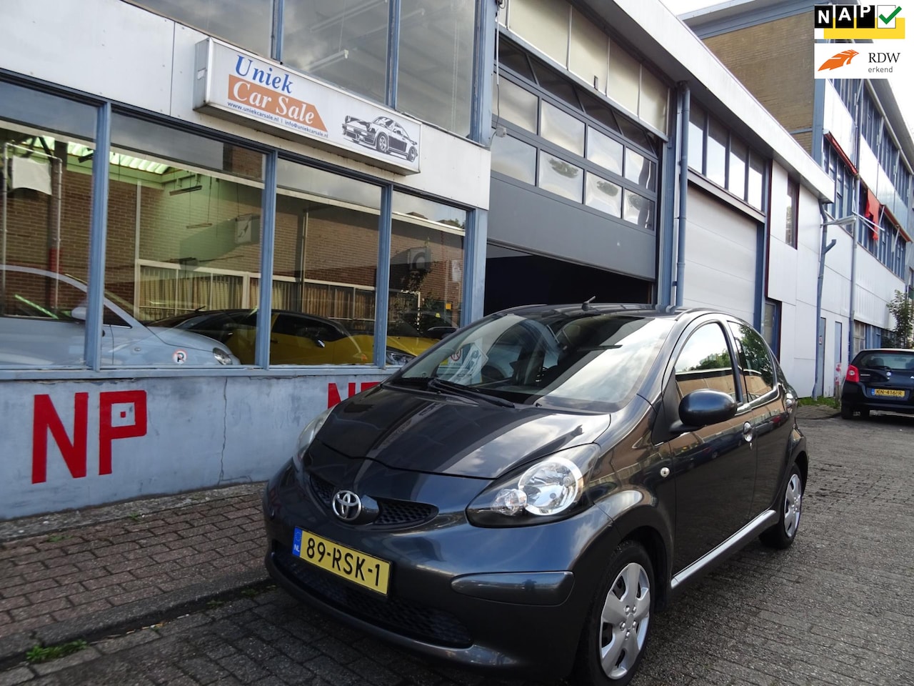 Toyota Aygo - 1.0-12V - AutoWereld.nl