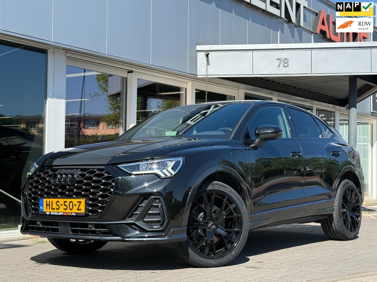 Audi Q3 Sportback - 45 TFSI e Edition | Black Edition - AutoWereld.nl