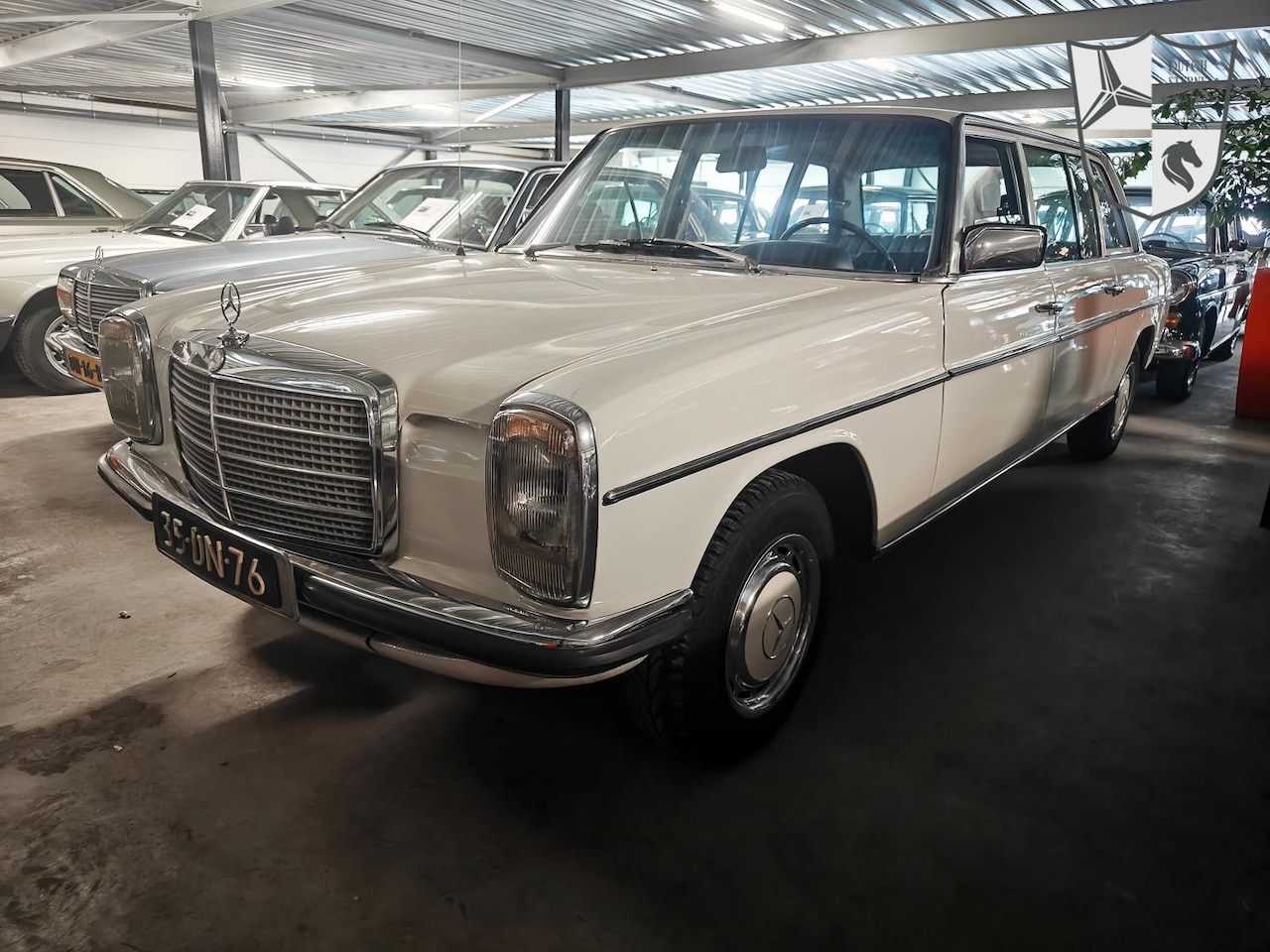 Mercedes-Benz 240 - D LANG - AutoWereld.nl