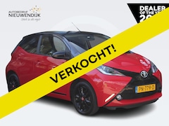 Toyota Aygo - 1.0 VVT-i 70 x-cite / DEALER ONDERHOUDEN / MEDIA DISPLAY / CRUISE / AIRCO / CAMERA / DAB /