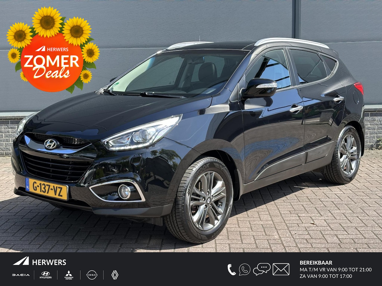 Hyundai ix35 - 2.0i i-Vision / Automaat / Trekhaak / 1600kg Trekgewicht / Schuif kantel dak / Achteruitri - AutoWereld.nl