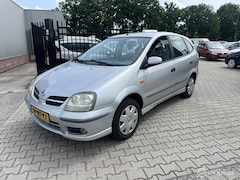 Nissan Almera Tino - 1.8 camera